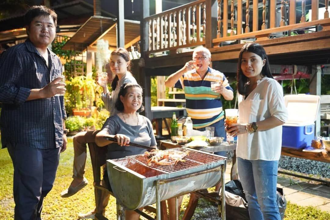 ครูหนูบ้านพัก แหลมงอบ Krunou Baanpak トラート エクステリア 写真